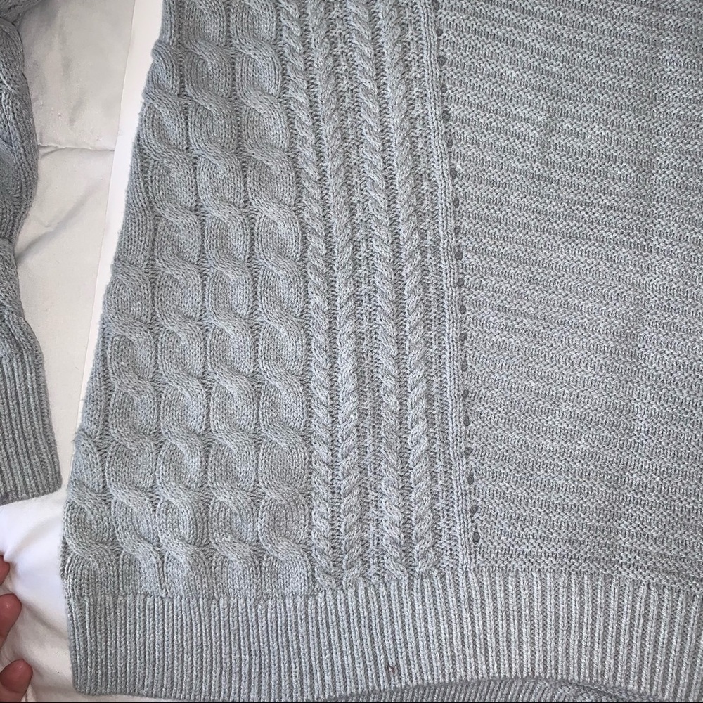 CASLON Cable Knit Texture Knit V-neck Sweater - Picture 6 of 10